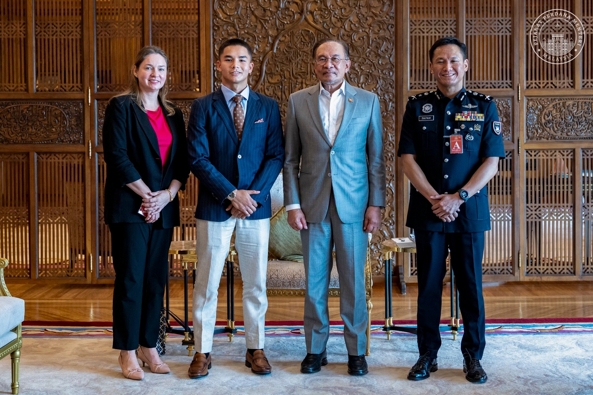 ‘It Was Truly An Honor’ – Johan Ghazali Proud To Meet Malaysian Prime Minister Anwar Ibrahim