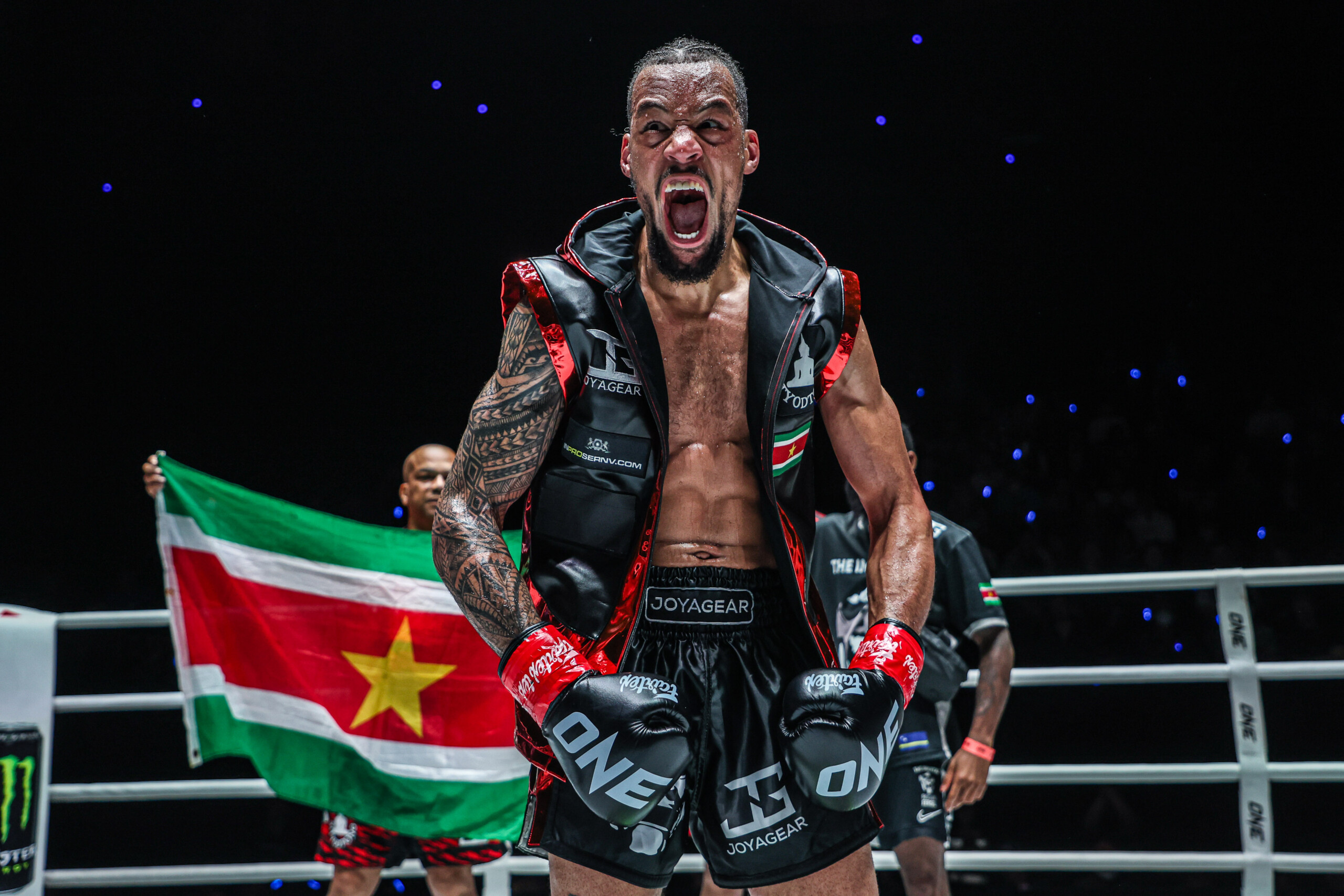 ‘Not When I’m Champion’ – Regian Eersel Shuts Down Nabil Anane’s Multi-Division World Title Ambitions