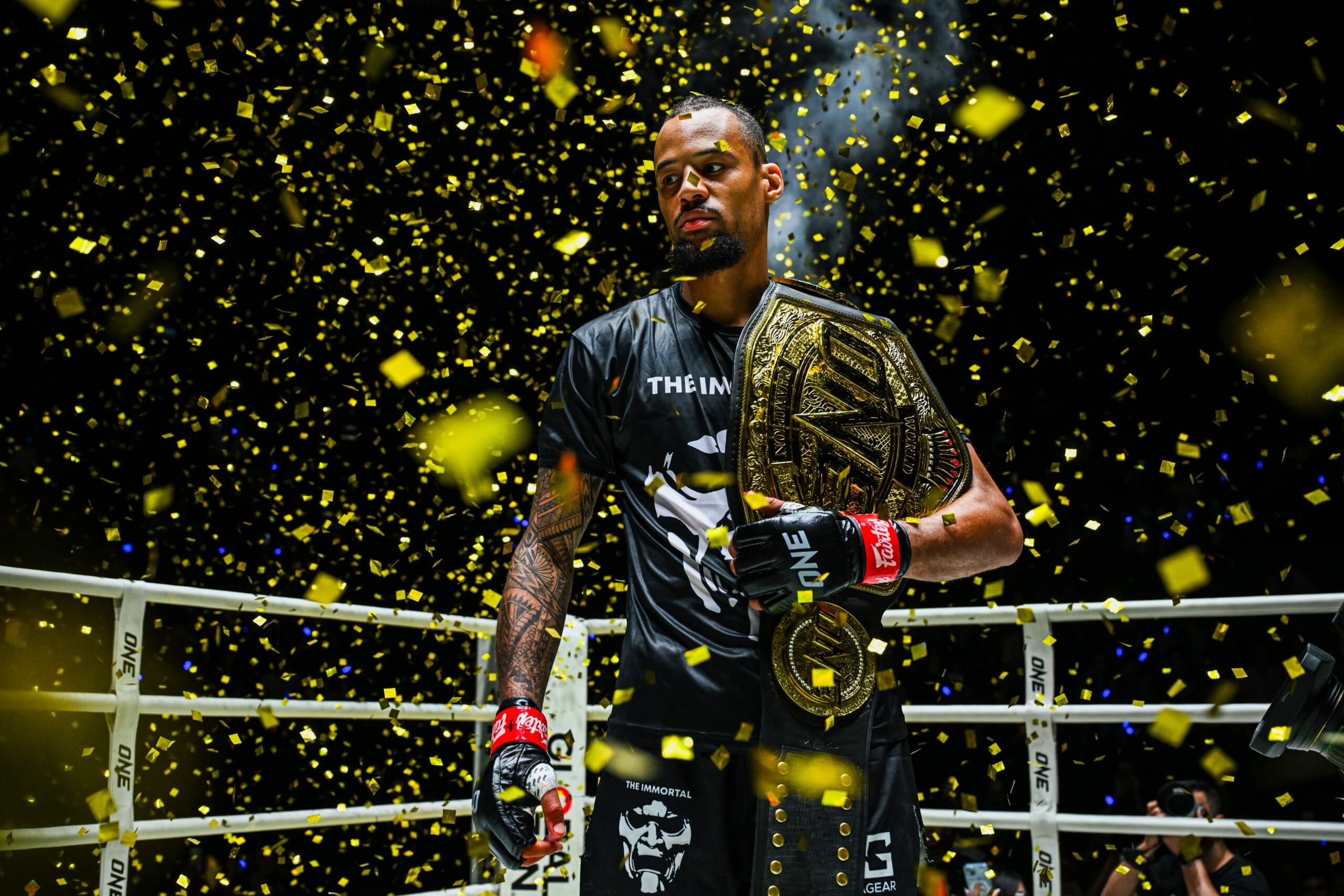 ‘I Had To Show Him’ – Regian Eersel Proves Why He Is The Lightweight Muay Thai King At ONE Fight Night 34