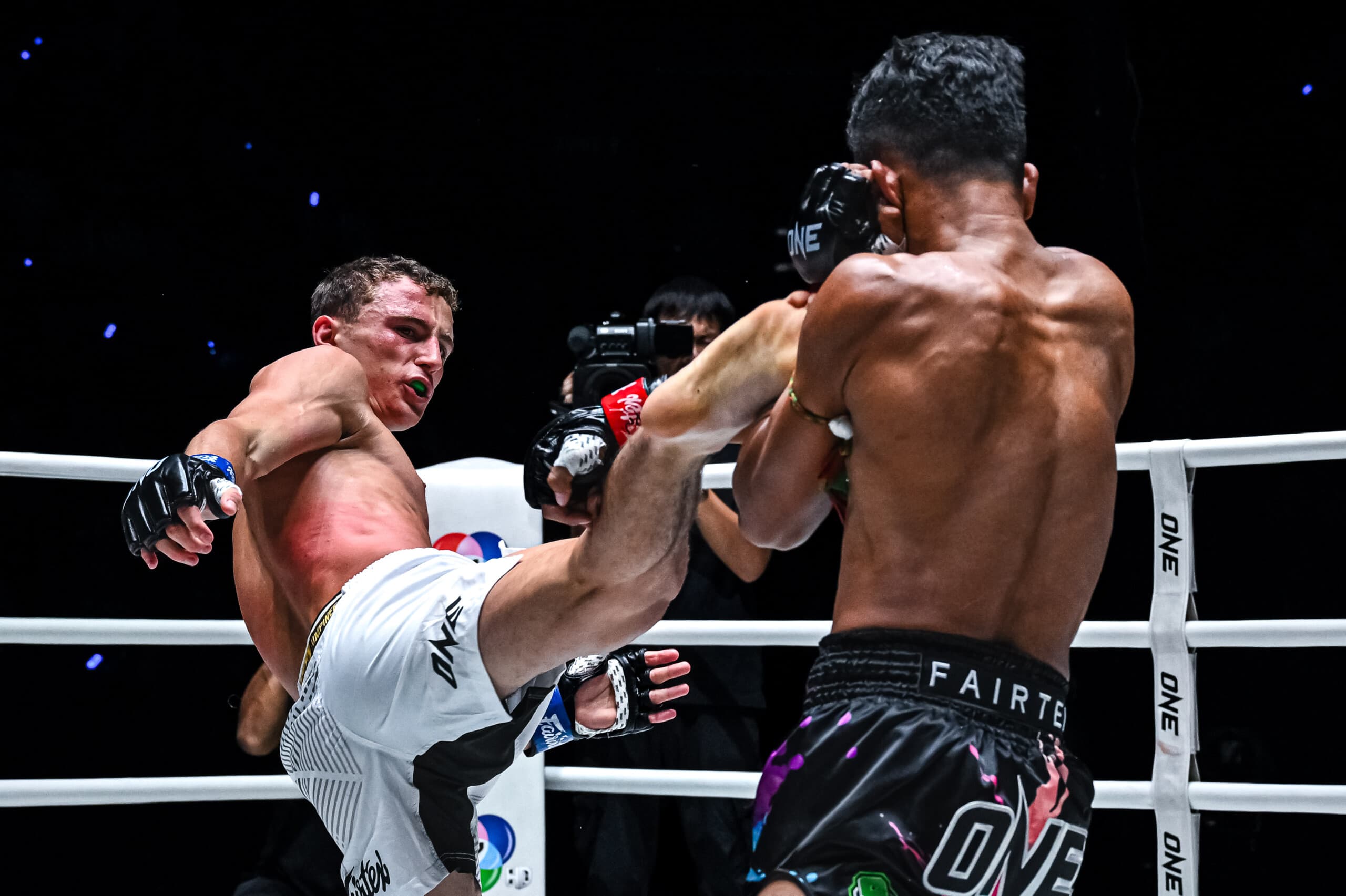 ONE Friday Fights 139 Results: Rustam Yunusov Extends Pristine Slate To 16-0 Against Tough Khunponnoi