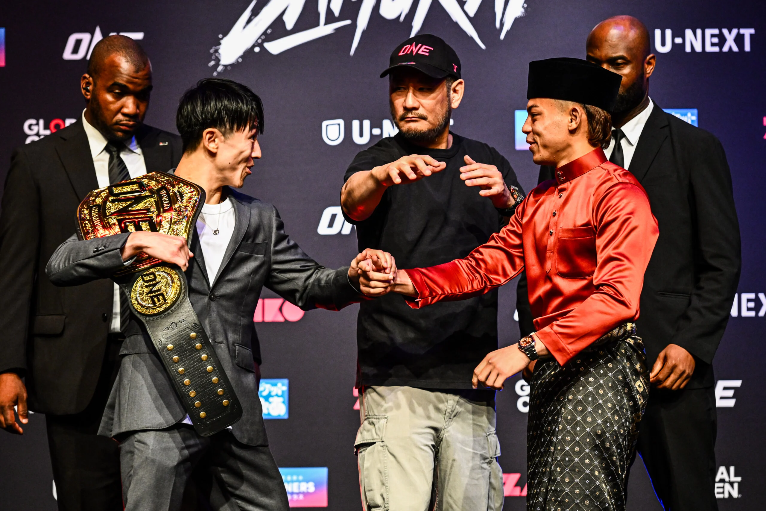 Nadaka Vs. Rifdean: 4 Keys To Victory In ONE Atomweight Muay Thai World Title Fight At ONE SAMURAI 4